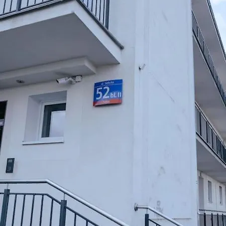 Apartment Sielecka 52 - 4os Apartament *